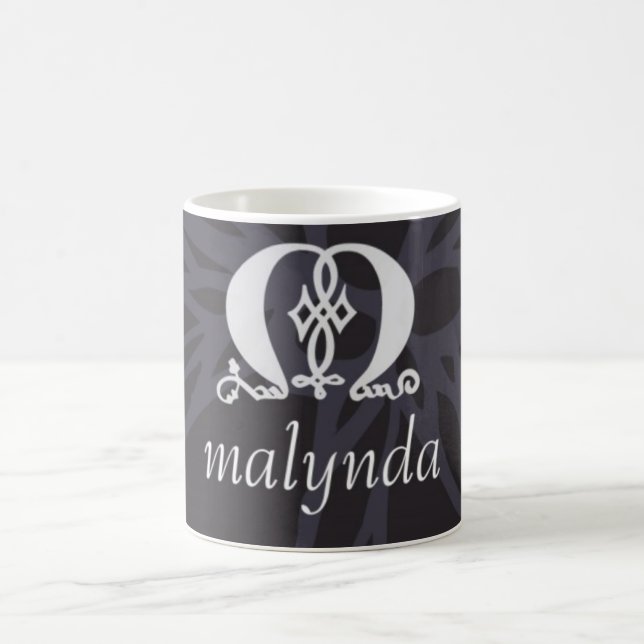 Café Caneca são do logotipo de Malynda (Centro)