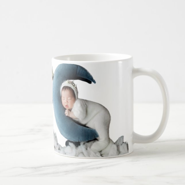 Café 🌙 Comece Selvagem, Caneca de Criança Lua – Bebê D (Direita)