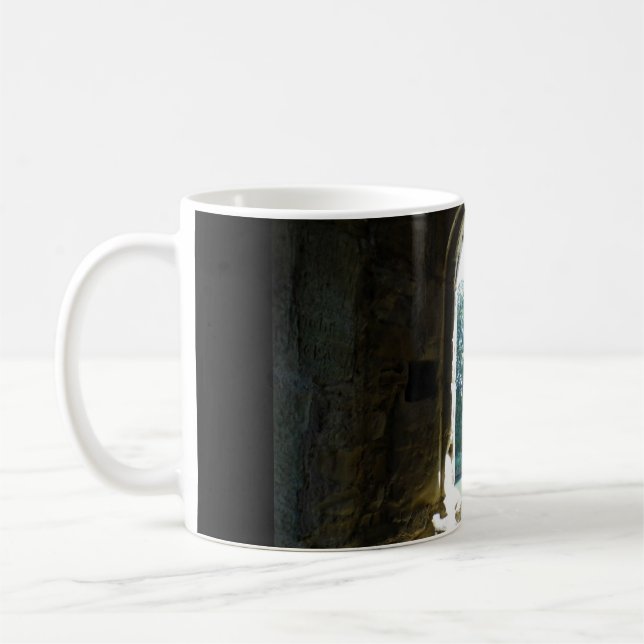 Café Danny Duck a Múmia visita uma caneca de castelo (Esquerda)