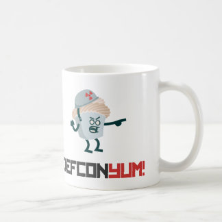 Café Defcon YUM! Caneca de Chewmee, de logotipo e de