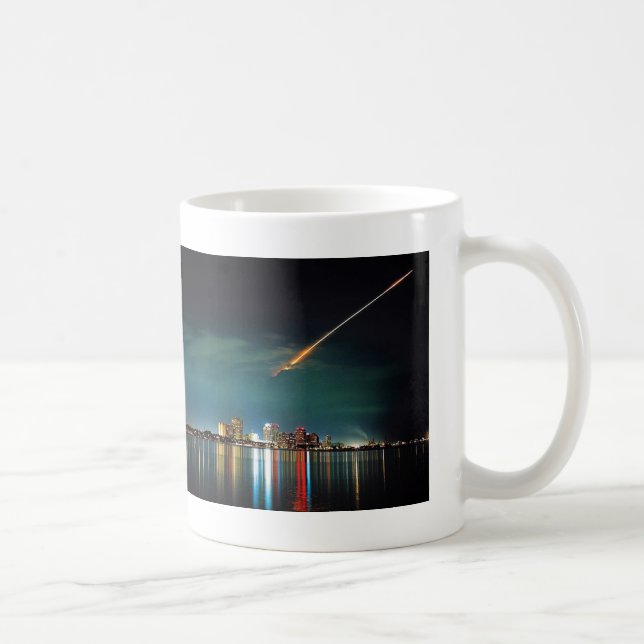 Café Descoberta sobre a caneca de West Palm Beach (Direita)