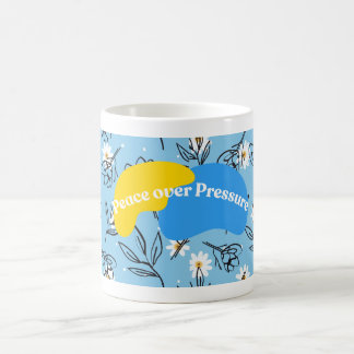 Café desenho de flor para caneca inspiradora