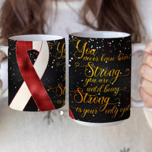 Café Design de Caneca com Fita de Conscientização Verme