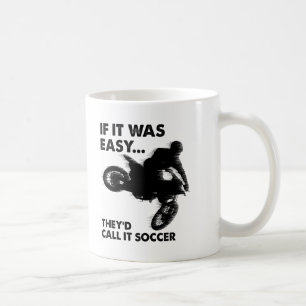 Café É Fácil é Caneca Engraçada de Futebol