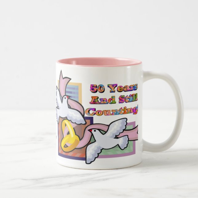 Café Em Dois Tons 50th Caneca do aniversário de casamento (Direita)