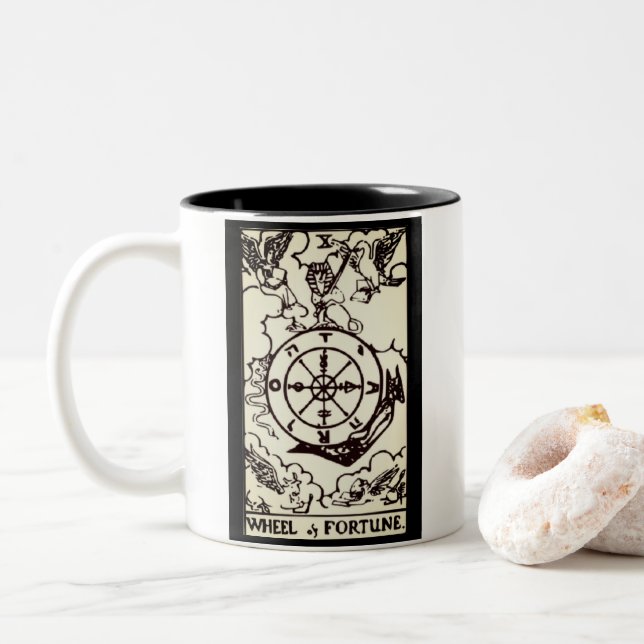 Café Em Dois Tons a roda do cartão de tarô da sorte | caneca (Com Donut)