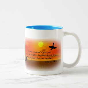 Café Em Dois Tons Amor do 13:34 de John outra uma caneca