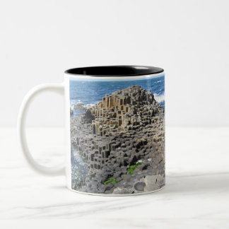 Café Em Dois Tons Caminho do Gigante -- Caneca da Costa de Antrim