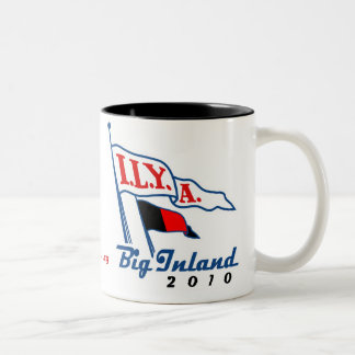 Café Em Dois Tons Caneca 2010 velha suja do marinheiro de Burgee do