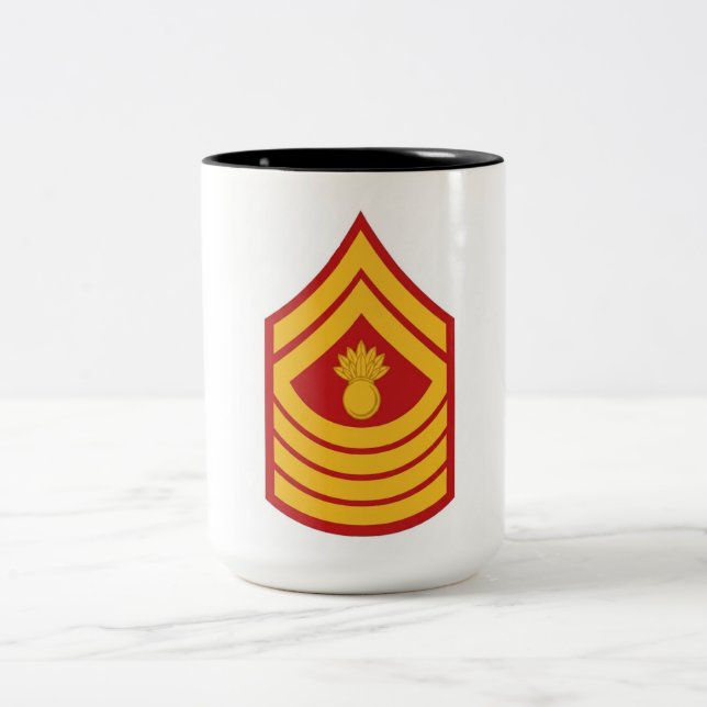 Café Em Dois Tons Caneca com Insígnia de Graduação de Primeiro-Sarge (Centro)
