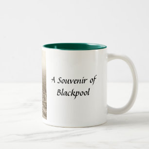 Café Em Dois Tons Caneca da lembrança de Blackpool