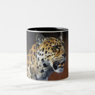 Café Em Dois Tons Caneca da pintura do leopardo de Amur