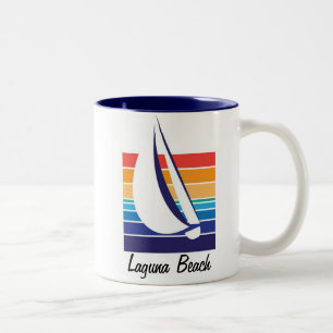 Café Em Dois Tons Caneca da praia de Square_Laguna da cor do barco