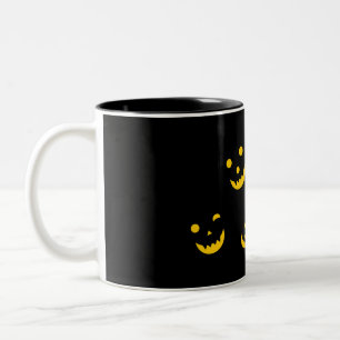 Café Em Dois Tons Caneca de Halloween - Rostos brilhantes no escuro
