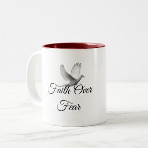 Café Em Dois Tons Caneca de Inspiração Cristã "Fé Acima do Medo"