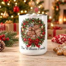 Caneca de Natal Personalizada com Coroa de Família