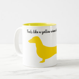 Café Em Dois Tons Caneca de Silhueta Amarela de Dachshund