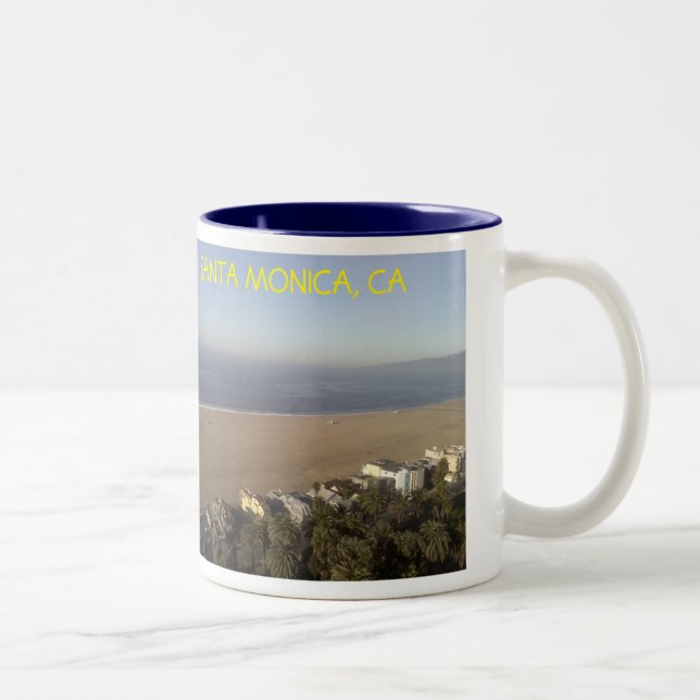 CAFÉ EM DOIS TONS CANECA DO DIA DE SANTA MONICA (Direita)
