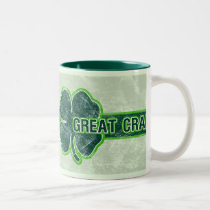 Café Em Dois Tons Caneca do Grunge do trevo de grande Craic do ` de