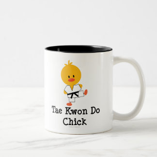 Café Em Dois Tons Caneca do pintinho de Taekwondo