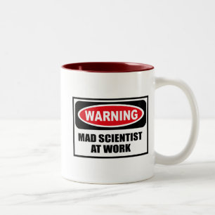 Café Em Dois Tons CIENTISTA LOUCO de advertência na caneca do
