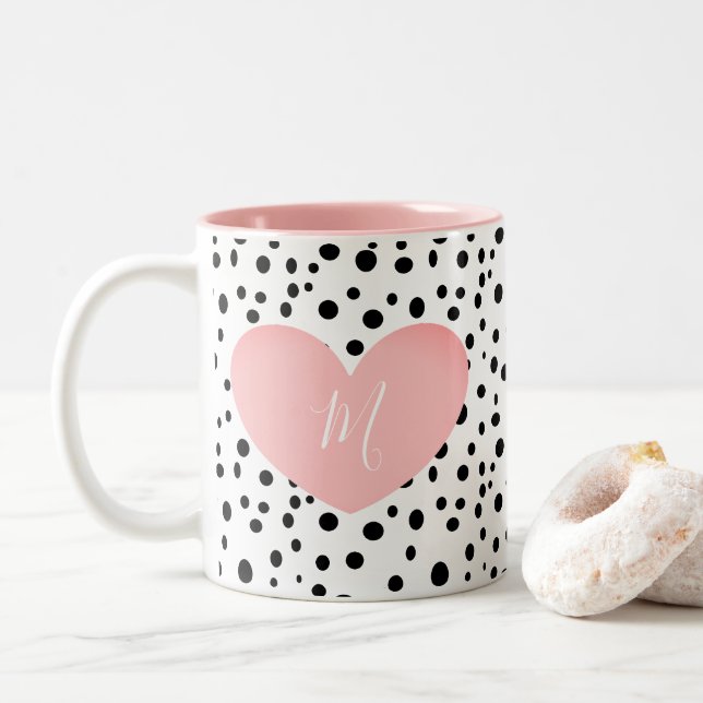Café Em Dois Tons Coração rosa e caneca de pontos monogramas (Com Donut)