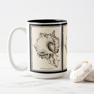 Café Em Dois Tons De "amante Shell - caneca preta & branca de I"