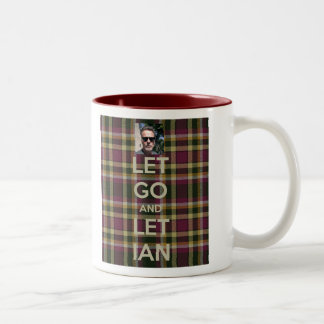 Café Em Dois Tons Deixado vá deixar a caneca de Ian