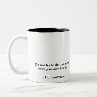 Café Em Dois Tons Lawrence da caneca de Arábia