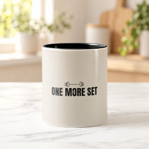 Café Em Dois Tons Mais Um Treino   Caneca Minimalista de Fitness
