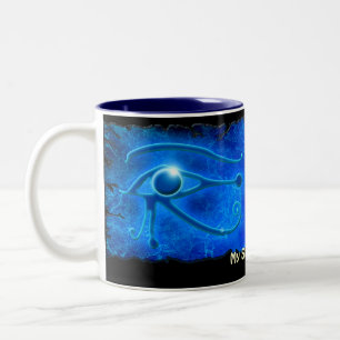 Café Em Dois Tons OLHO de incandescência de WADJET da caneca do