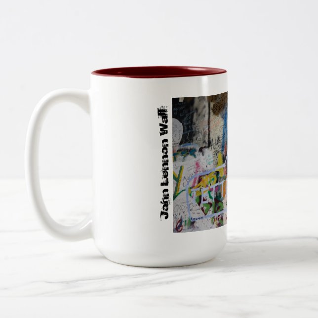Café Em Dois Tons Parede de John Lennon, caneca de Praga (Esquerda)