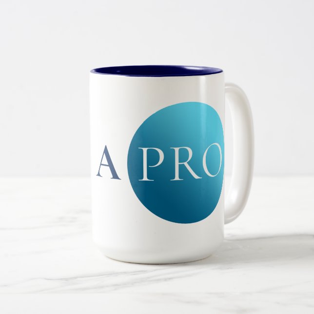 Café Em Dois Tons SOU UM PROFISSIONAL | Caneca de Círculo Azul Minim (Frente Esquerda)