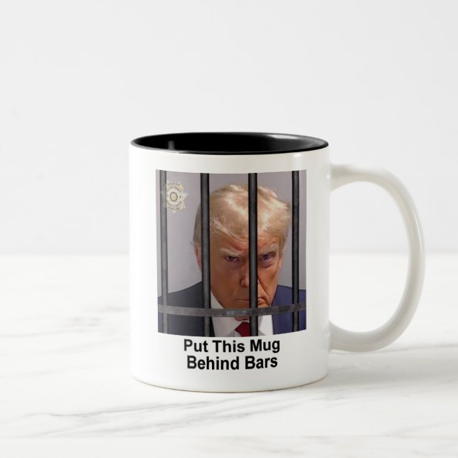 Café Em Dois Tons Trump Mug "Coloca Essa Caneca Atrás De Bares" (Direita)