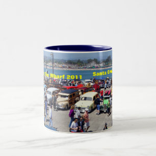 Café Em Dois Tons Woodies na caneca de Santa Cruz 2011 do cais