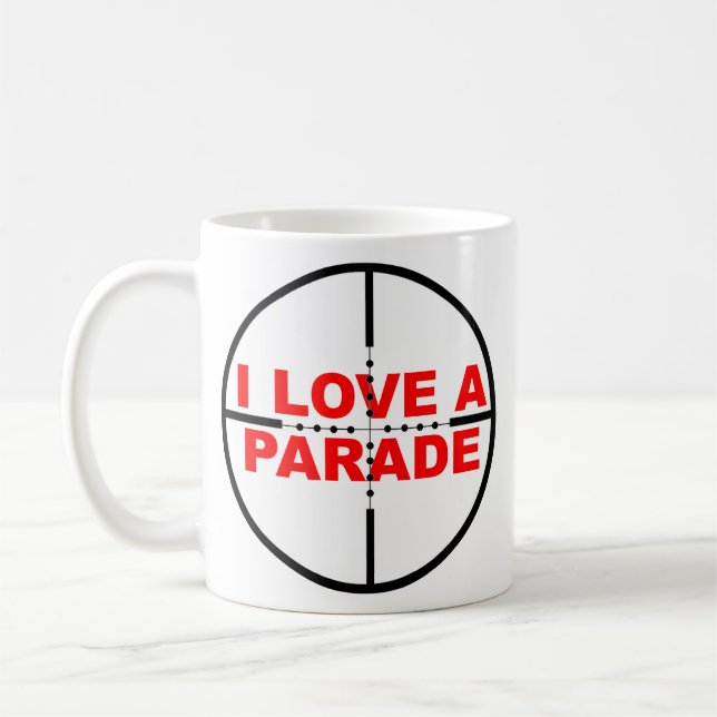 Café Eu Amo Uma Caneca Divertida de Desfile Humor Atira (Esquerda)