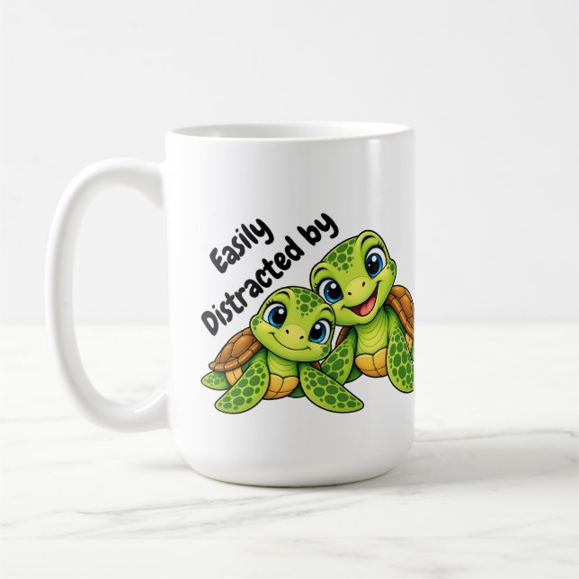 Café Facilmente Distraído por Tartarugas | Caneca de Vi (Esquerda)