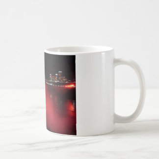 Café Foto das luzes vermelhas da noite da caneca de