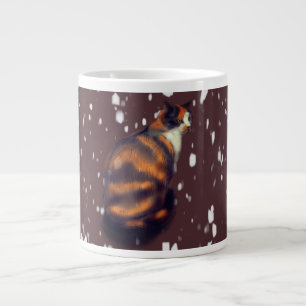 Café Grande Gato de marmalada na caneca gigante da neve