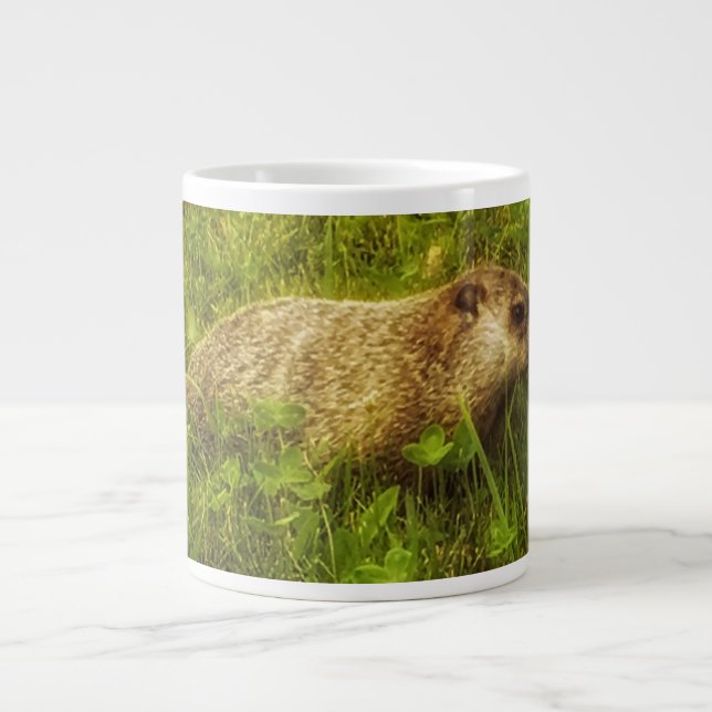 Café Grande Groundhog numa caneca de campo (Frente)