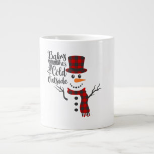 Café Grande O Bebê É Frio Fora Da Caneca De Neve