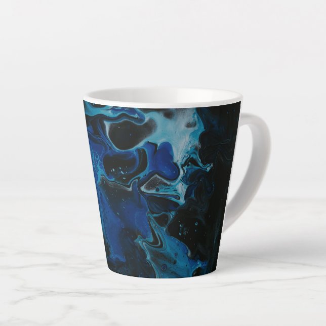 Café Latte Caneca de latão líquida psíquica azul escura (Ângulo direito)