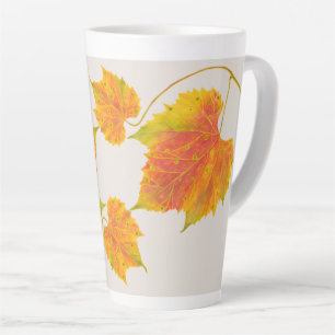 Café Latte Queda de tonalidade numa caneca de latão grande