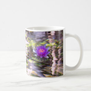 Café Lírios de água que flutuam a caneca 01