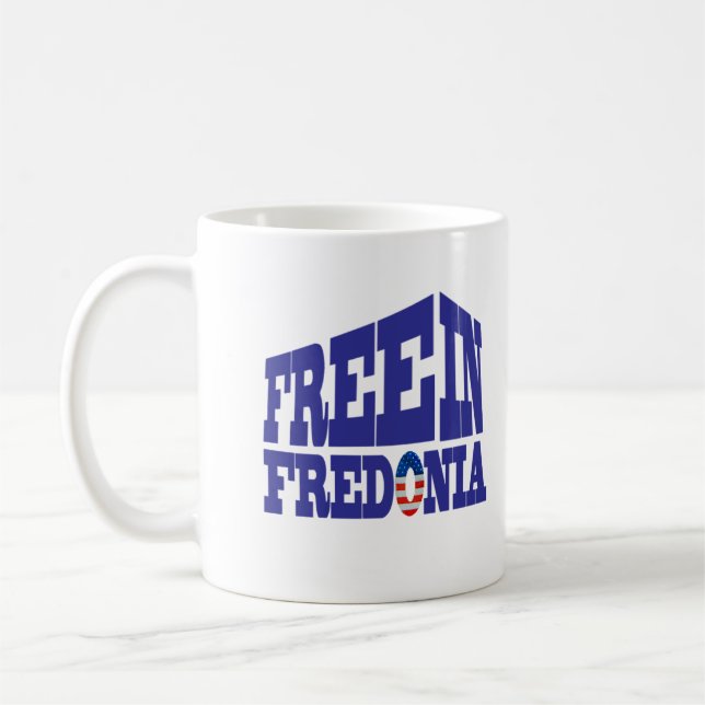 Café "Livre caneca clássica de Fredonia" (Esquerda)