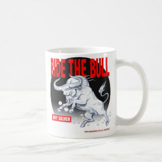 Café Monte a CANECA de prata de Bull