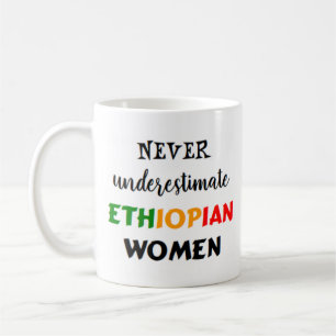 Café nunca subestime as mulheres etíopes caneca de caf