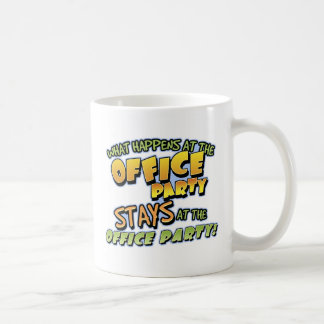 Café O que acontece na caneca do partido de escritório