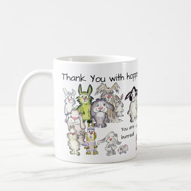 Café Obrigado com a caneca dos coelhos de Hoppreciation (Esquerda)