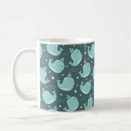 Café Padrões de baleia em branco em caneca azul-lacrimo